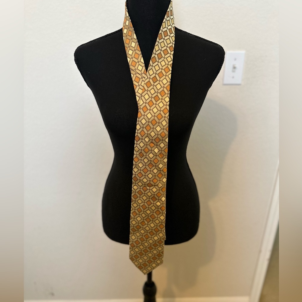 Hermoso 59” Men’s Tie 100% Silk Hand Made Orange Yellow‎